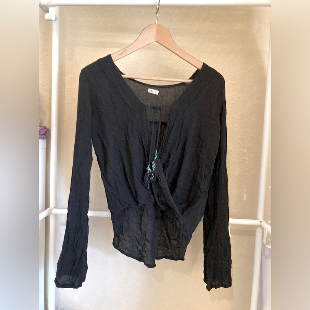 Hollister Vintage Black Gauze Crinkle Top